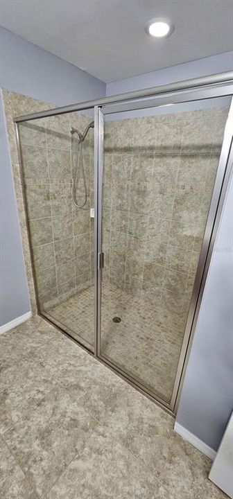 For Rent: $2,400 (2 beds, 2 baths, 1519 Square Feet)