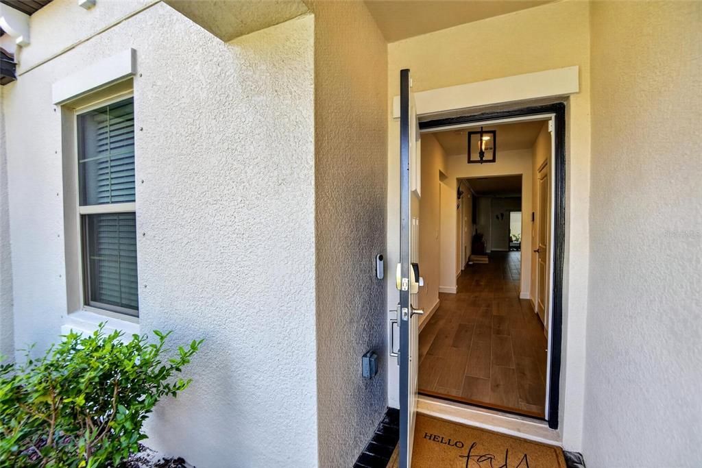 For Sale: $260,000 (2 beds, 2 baths, 1395 Square Feet)