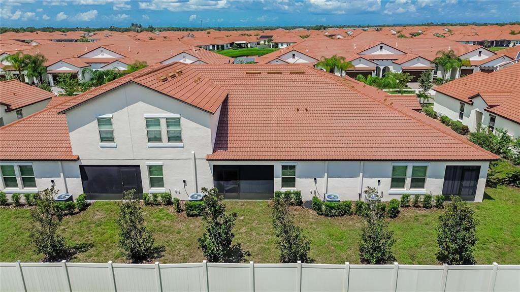 For Sale: $260,000 (2 beds, 2 baths, 1395 Square Feet)