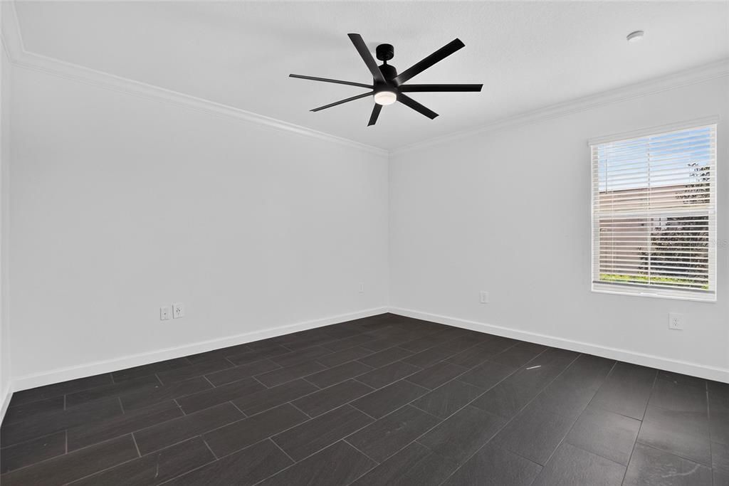 For Sale: $260,000 (2 beds, 2 baths, 1395 Square Feet)