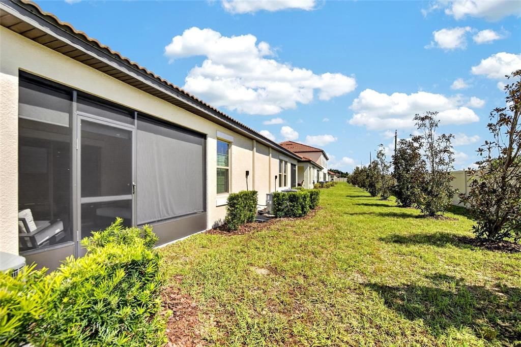 For Sale: $260,000 (2 beds, 2 baths, 1395 Square Feet)