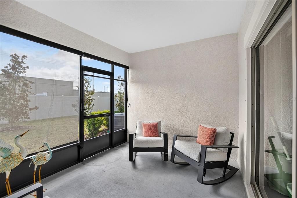 For Sale: $260,000 (2 beds, 2 baths, 1395 Square Feet)