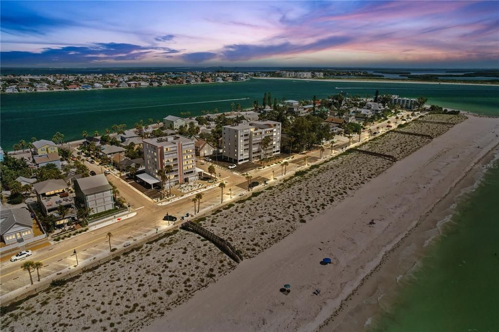En Venta: $1,200,000 (2 camas, 2 baños, 1340 Pies cuadrados)