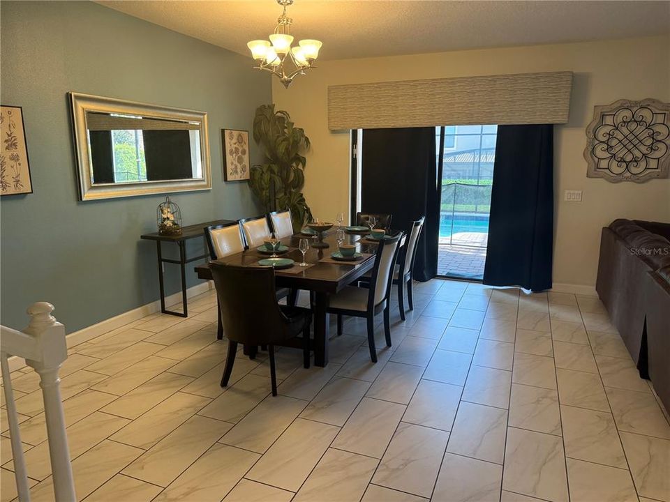 For Sale: $800,000 (8 beds, 5 baths, 3909 Square Feet)