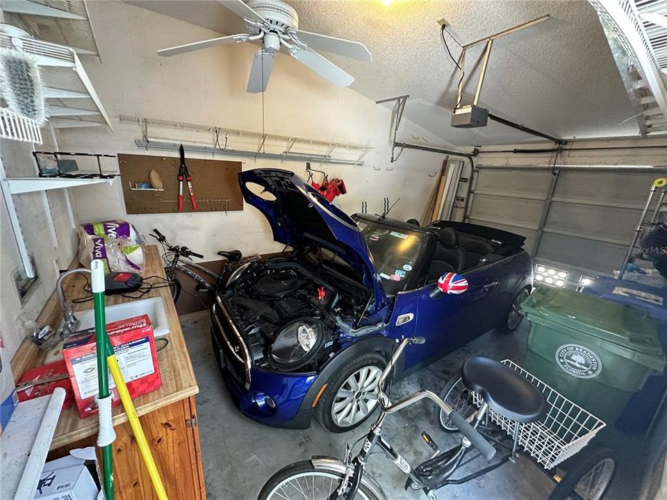 For Rent: $2,500 (2 beds, 2 baths, 1368 Square Feet)