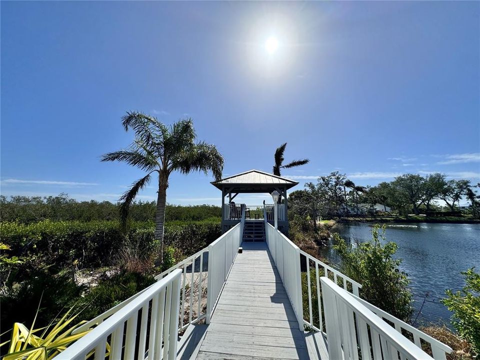 For Rent: $2,500 (2 beds, 2 baths, 1368 Square Feet)