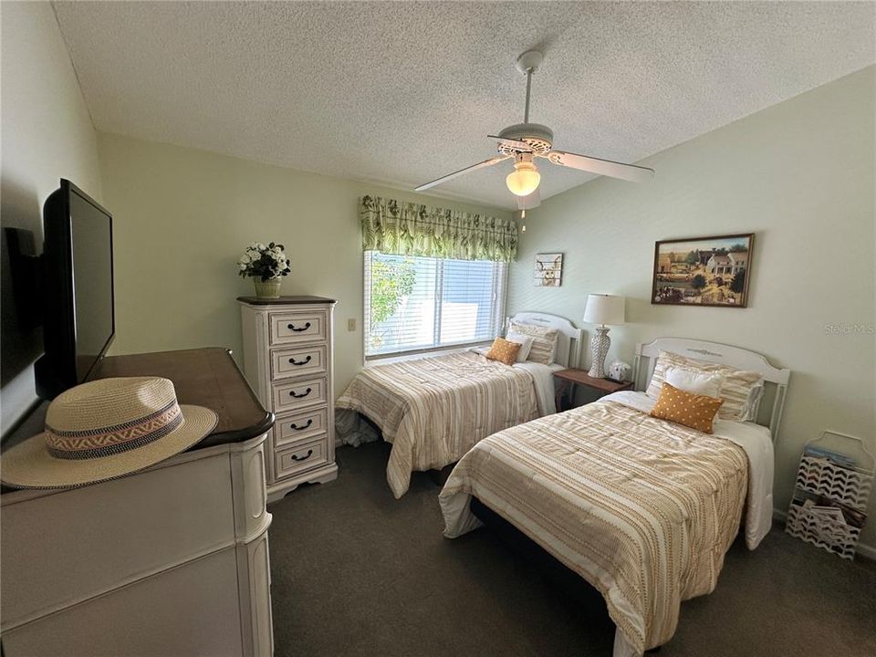 For Rent: $2,500 (2 beds, 2 baths, 1368 Square Feet)