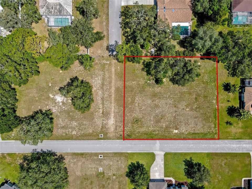 待售: $99,000 (0.65 acres)