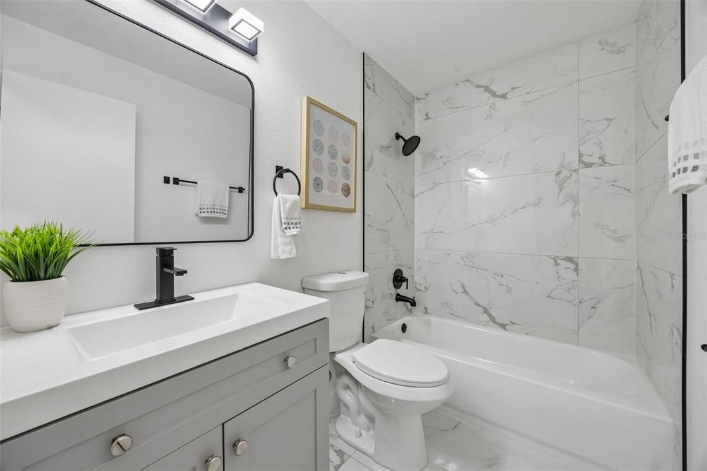 For Sale: $320,000 (4 beds, 2 baths, 1922 Square Feet)