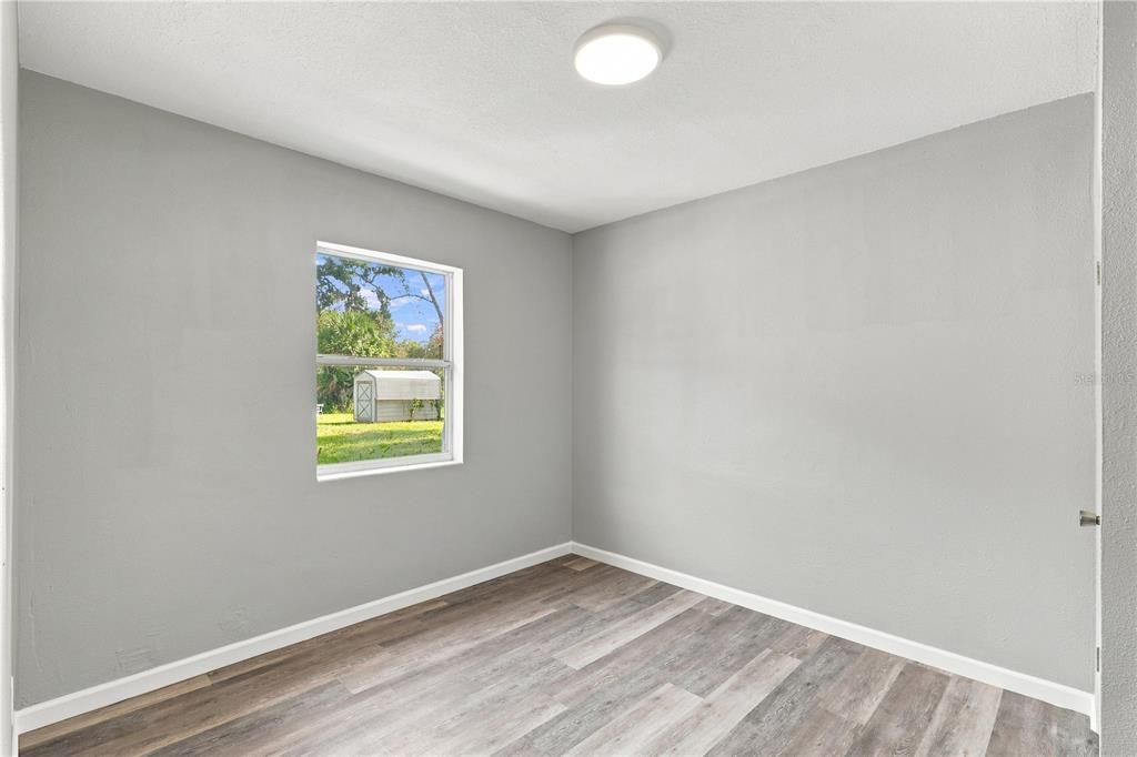 For Sale: $349,900 (4 beds, 3 baths, 1564 Square Feet)