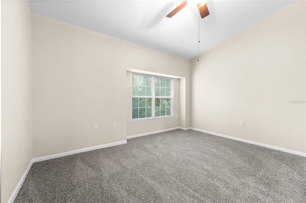 For Sale: $163,000 (2 beds, 2 baths, 1275 Square Feet)