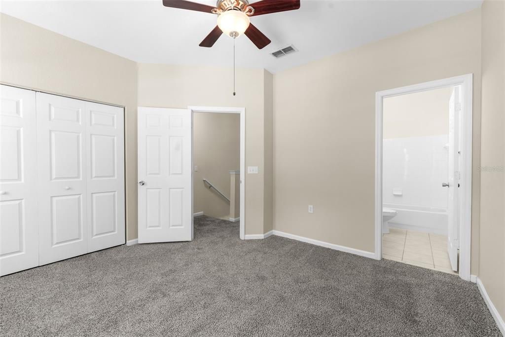 For Sale: $163,000 (2 beds, 2 baths, 1275 Square Feet)