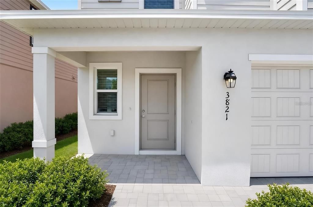 For Sale: $344,298 (5 beds, 2 baths, 2112 Square Feet)