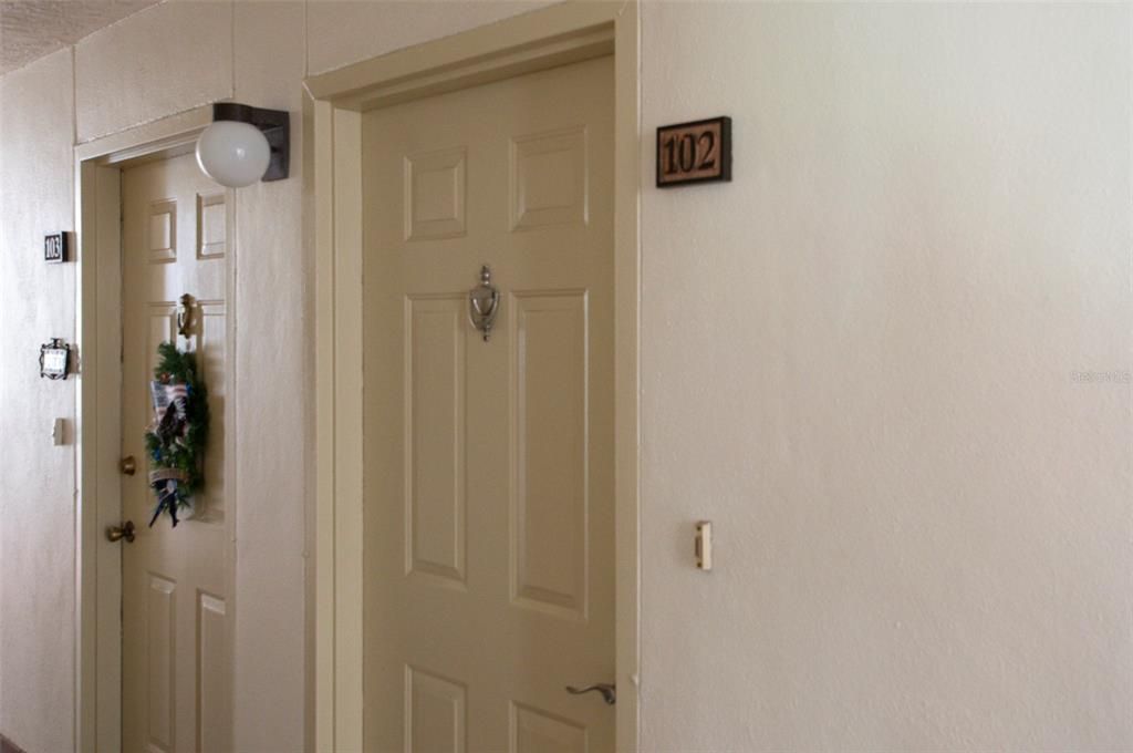 En Venta: $312,000 (1 camas, 1 baños, 915 Pies cuadrados)