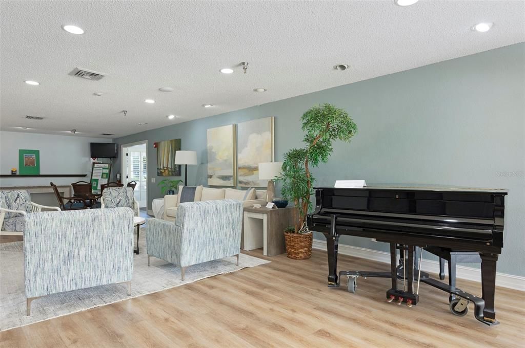 En Venta: $312,000 (1 camas, 1 baños, 915 Pies cuadrados)