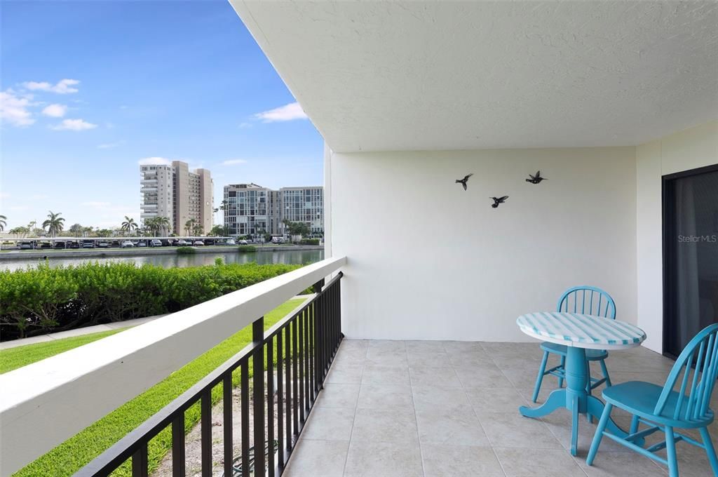 En Venta: $312,000 (1 camas, 1 baños, 915 Pies cuadrados)