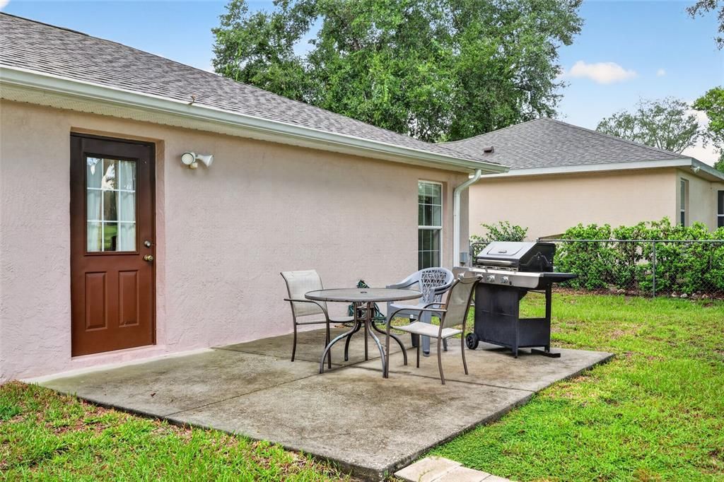 For Sale: $259,900 (3 beds, 2 baths, 1423 Square Feet)