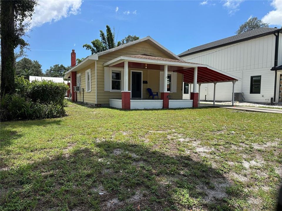 For Sale: $340,000 (3 beds, 1 baths, 1062 Square Feet)