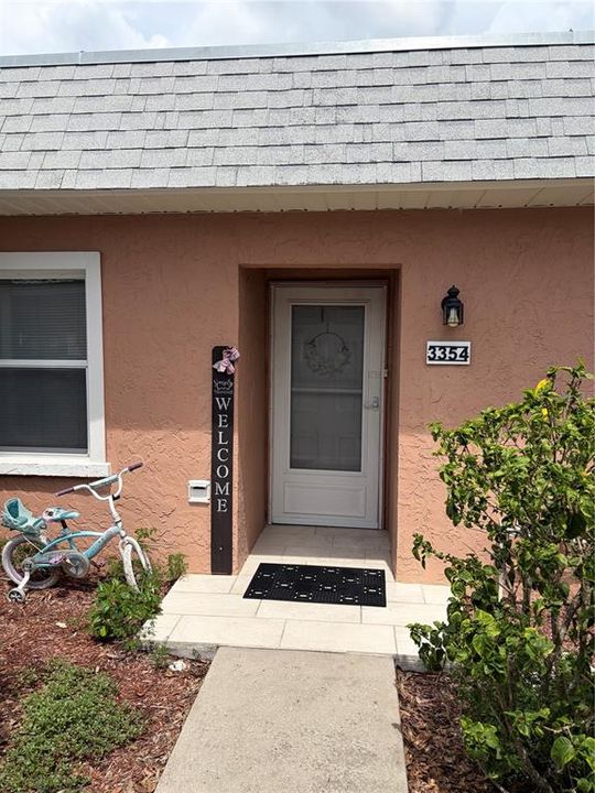 For Sale: $120,000 (2 beds, 1 baths, 874 Square Feet)