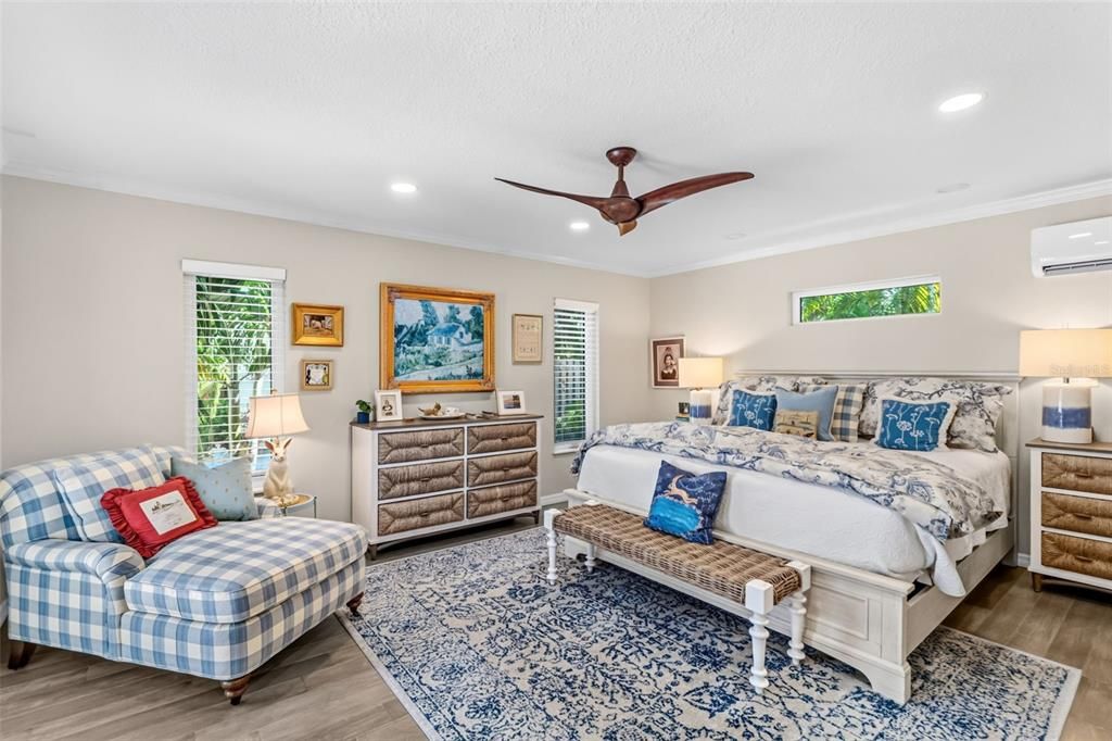 For Sale: $1,495,000 (3 beds, 3 baths, 1824 Square Feet)