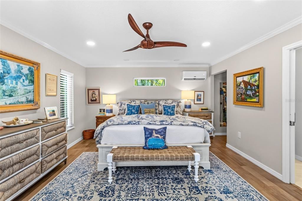 For Sale: $1,495,000 (3 beds, 3 baths, 1824 Square Feet)