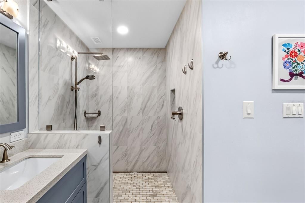 For Sale: $1,495,000 (3 beds, 3 baths, 1824 Square Feet)