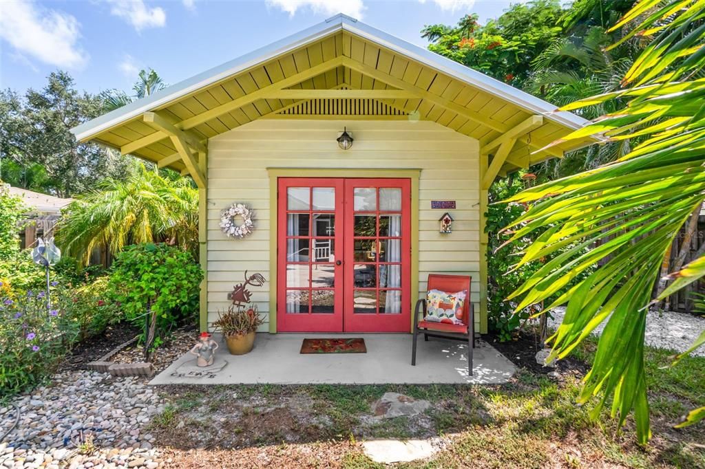 For Sale: $1,495,000 (3 beds, 3 baths, 1824 Square Feet)