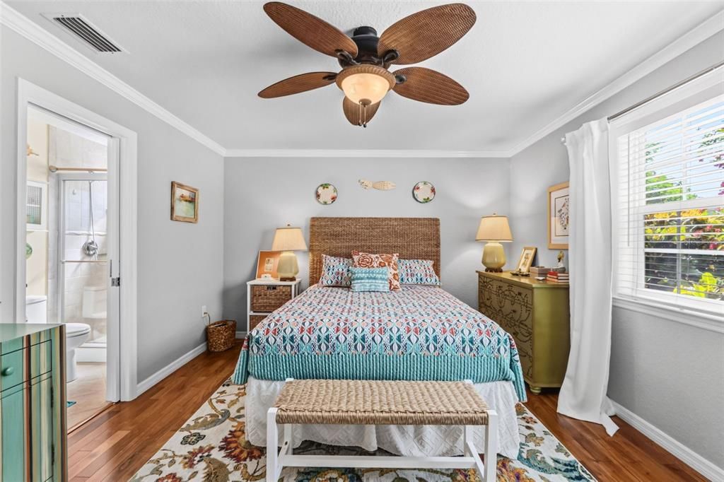 For Sale: $1,495,000 (3 beds, 3 baths, 1824 Square Feet)