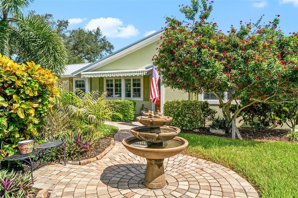 For Sale: $1,495,000 (3 beds, 3 baths, 1824 Square Feet)