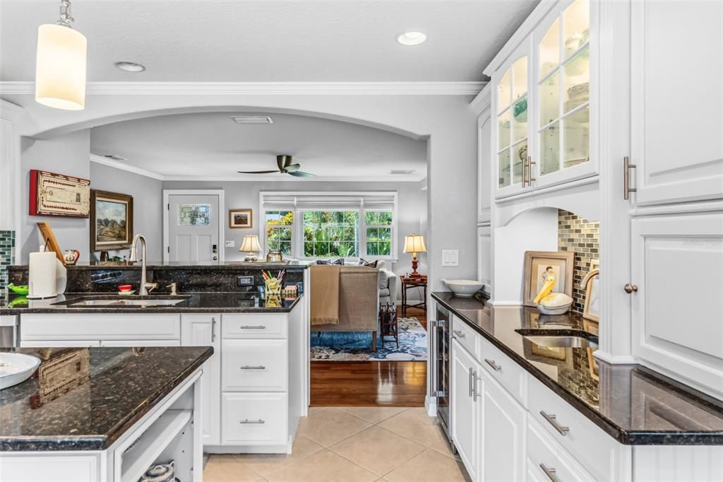 For Sale: $1,495,000 (3 beds, 3 baths, 1824 Square Feet)