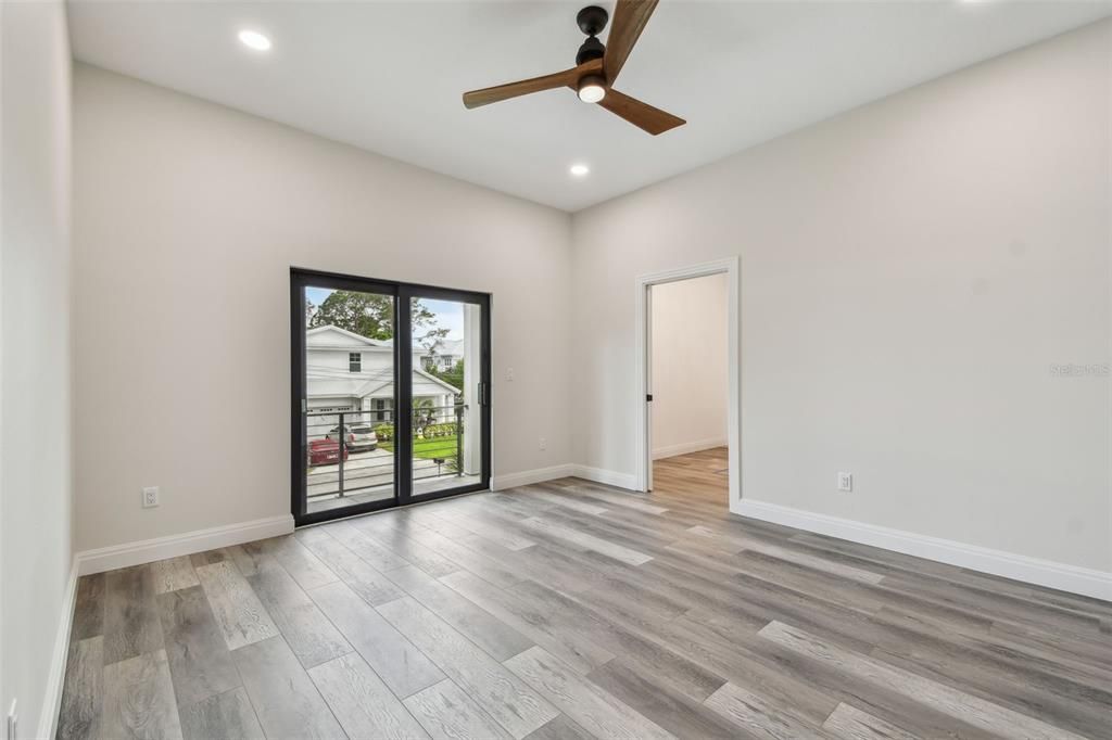В аренду: $6,000 (5 спален, 3 ванн, 3628 Квадратных фут)