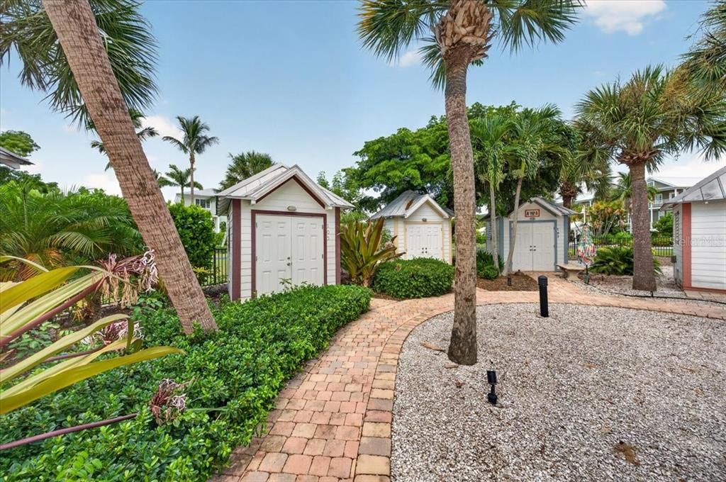 For Sale: $1,200,000 (3 beds, 3 baths, 2280 Square Feet)