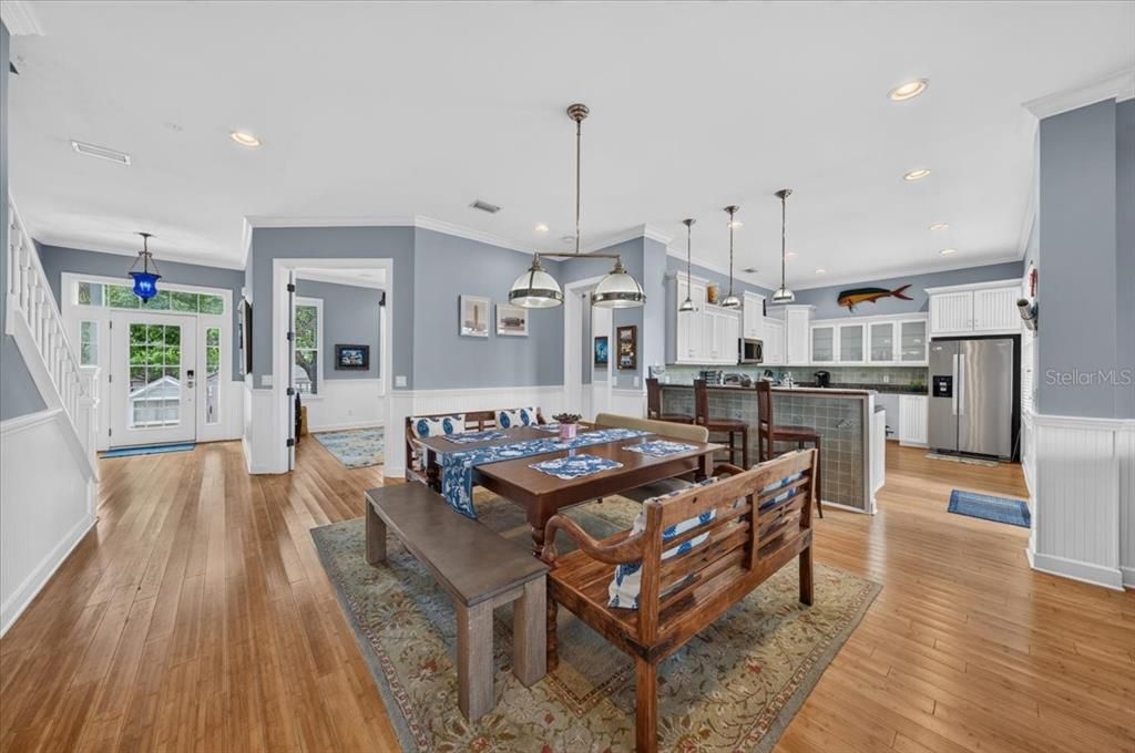 For Sale: $1,200,000 (3 beds, 3 baths, 2280 Square Feet)