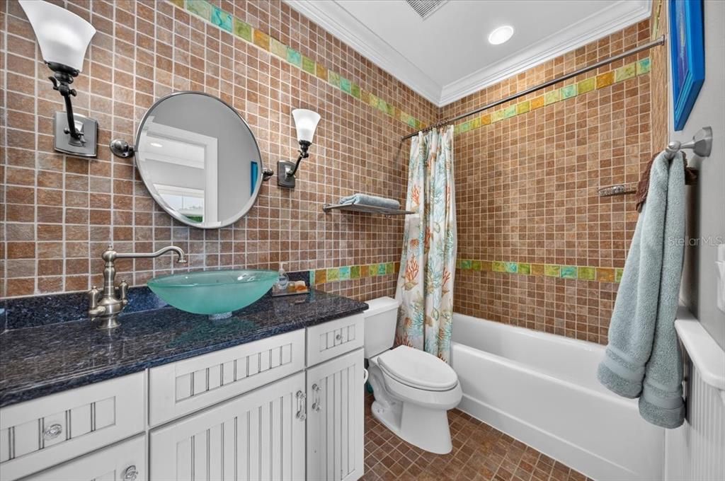 For Sale: $1,200,000 (3 beds, 3 baths, 2280 Square Feet)