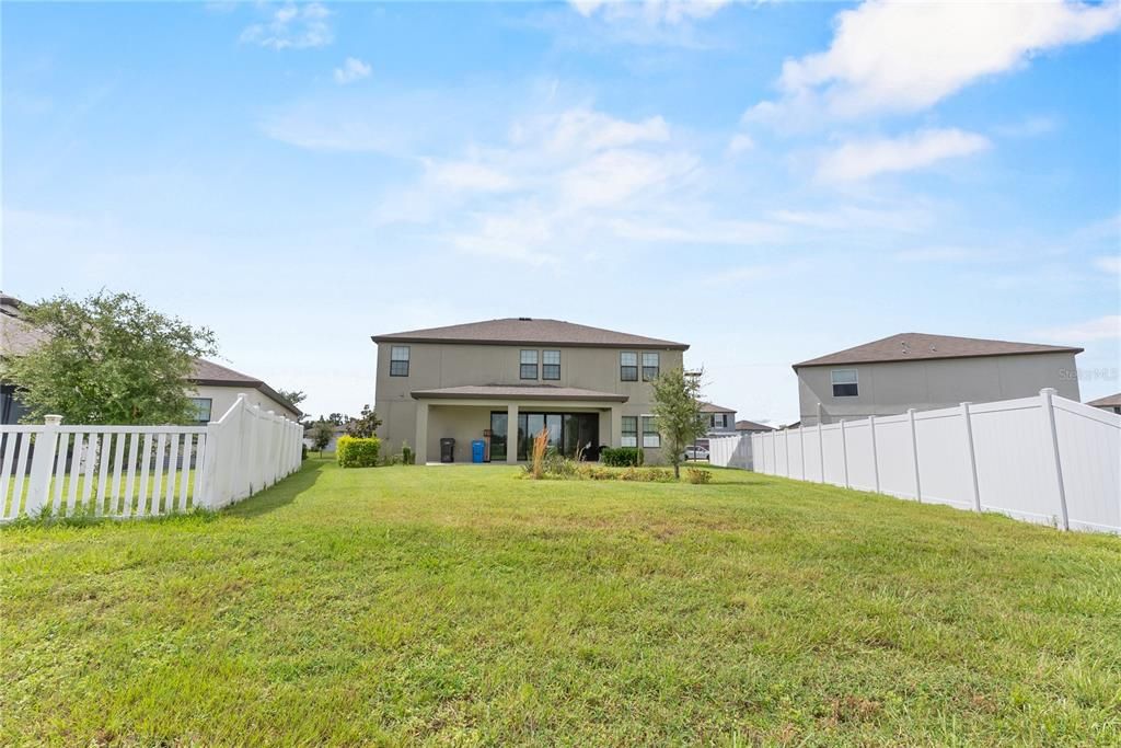 En Venta: $776,999 (5 camas, 4 baños, 3573 Pies cuadrados)