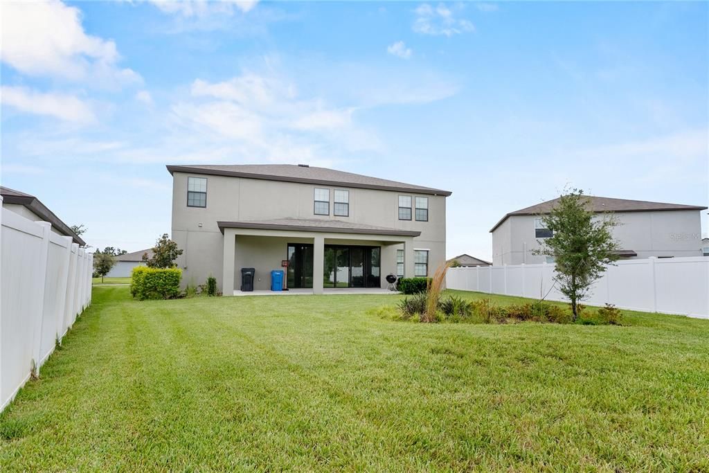 En Venta: $776,999 (5 camas, 4 baños, 3573 Pies cuadrados)