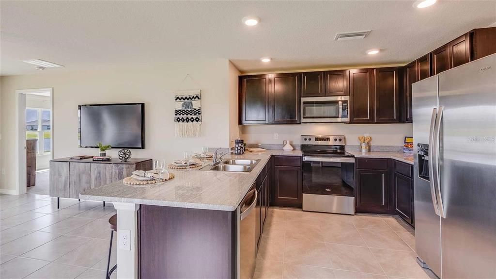 For Sale: $349,900 (3 beds, 2 baths, 1510 Square Feet)