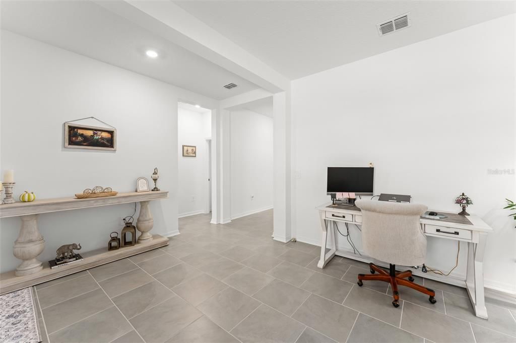 For Sale: $675,000 (4 beds, 3 baths, 2909 Square Feet)