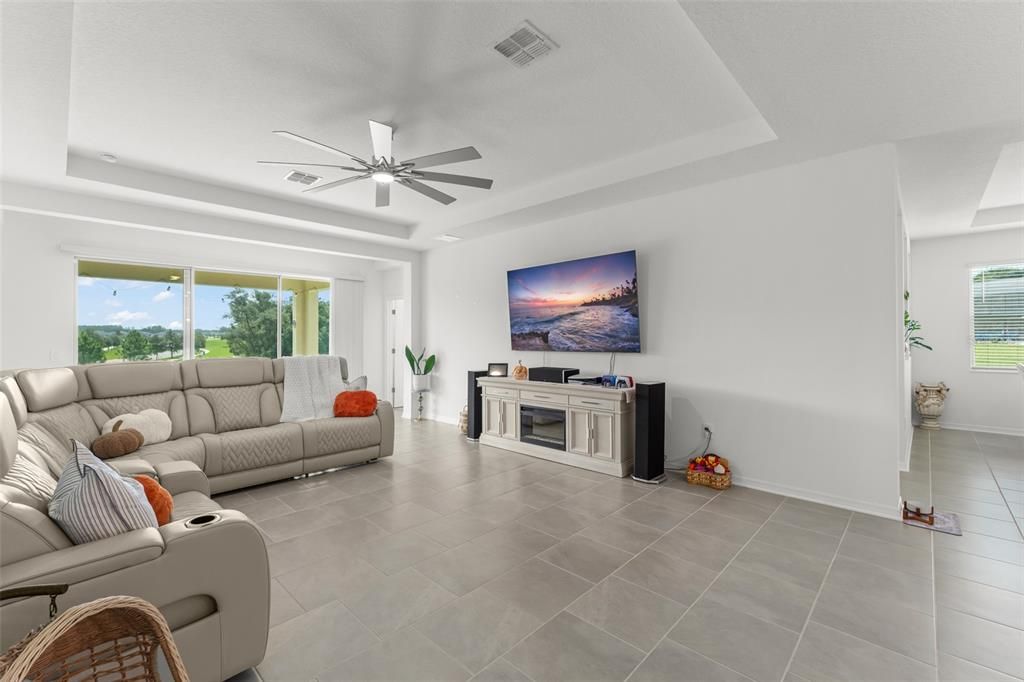 For Sale: $675,000 (4 beds, 3 baths, 2909 Square Feet)