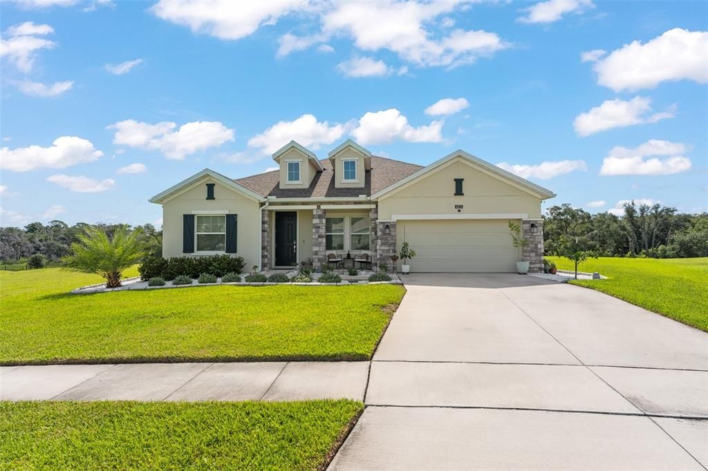 For Sale: $675,000 (4 beds, 3 baths, 2909 Square Feet)