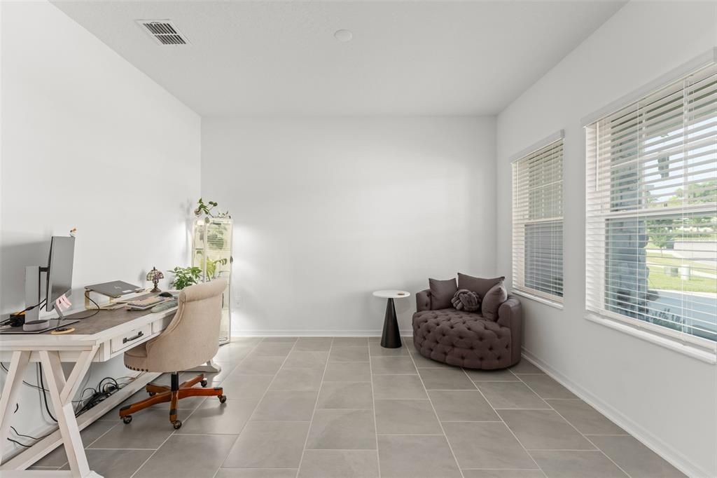 For Sale: $675,000 (4 beds, 3 baths, 2909 Square Feet)