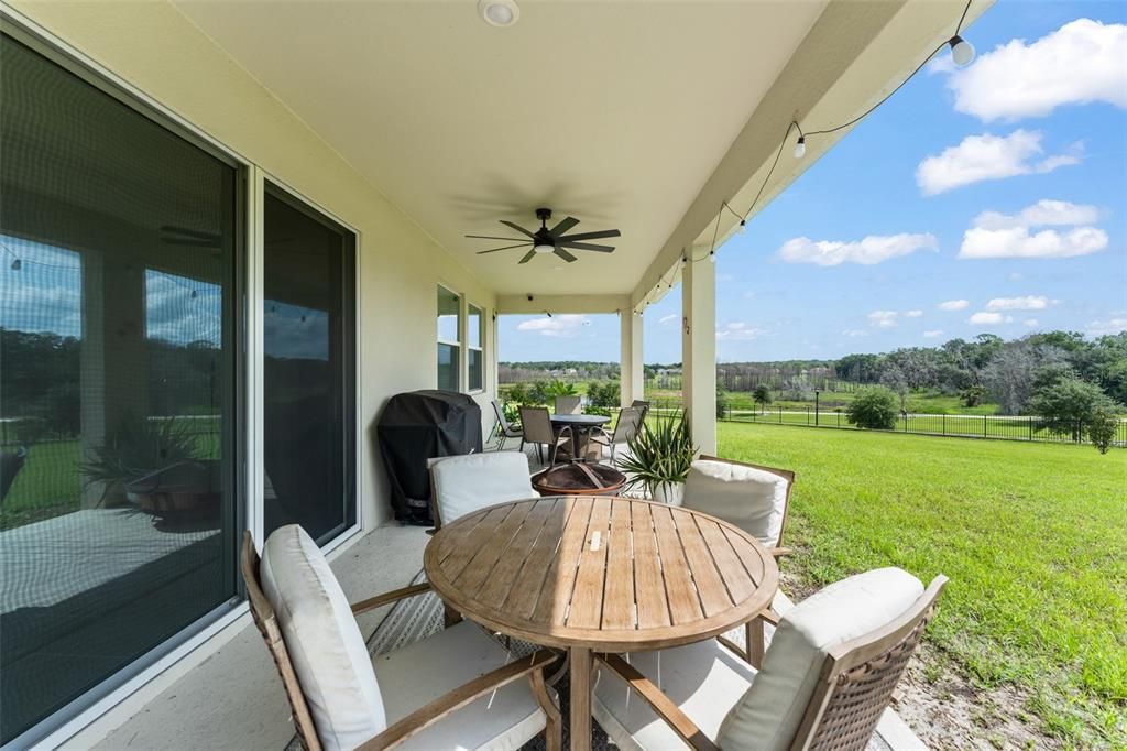 For Sale: $675,000 (4 beds, 3 baths, 2909 Square Feet)