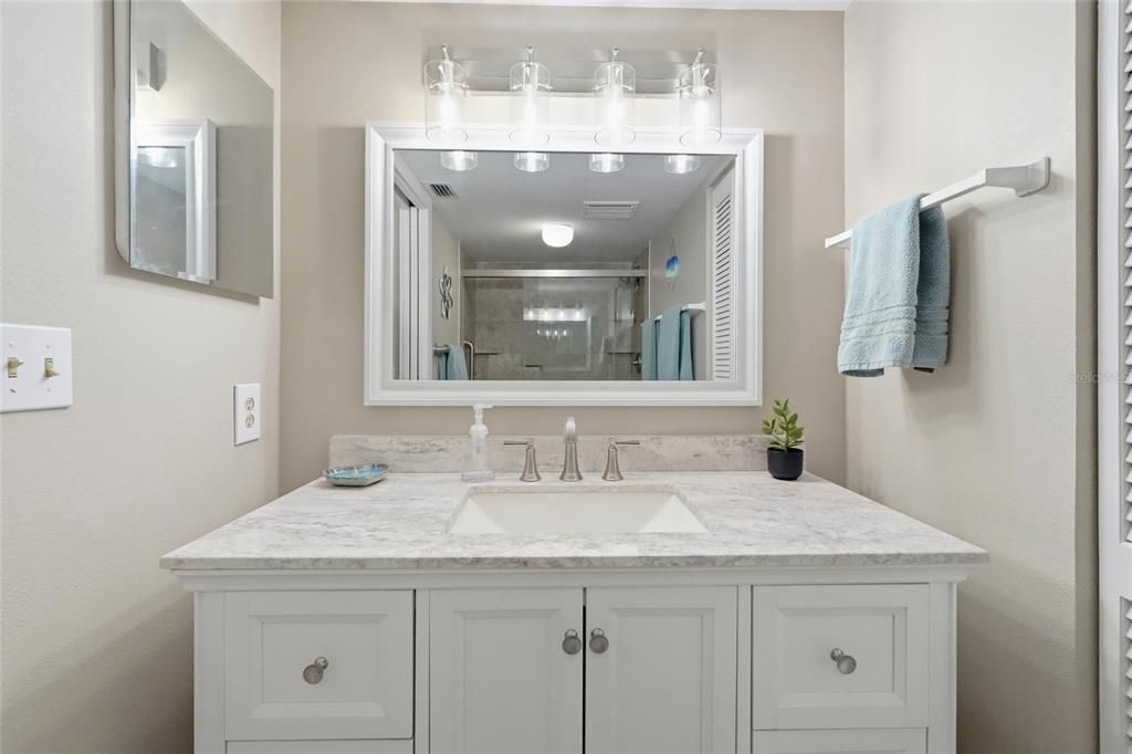 For Sale: $269,000 (2 beds, 2 baths, 1487 Square Feet)