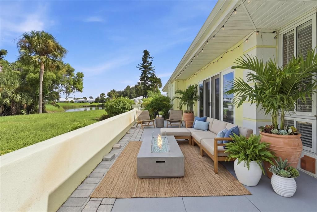 For Sale: $269,000 (2 beds, 2 baths, 1487 Square Feet)