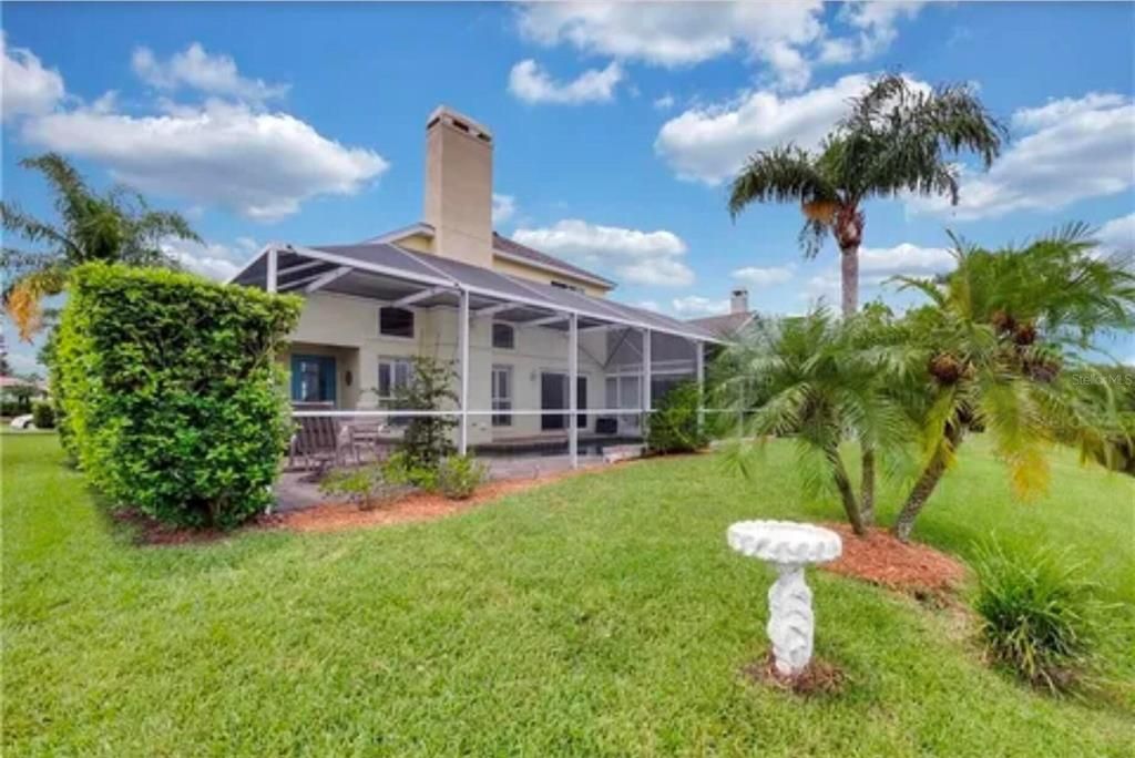 For Sale: $587,900 (4 beds, 2 baths, 2107 Square Feet)