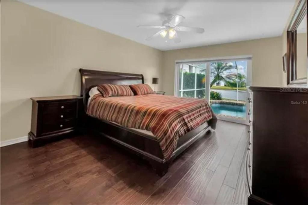For Sale: $587,900 (4 beds, 2 baths, 2107 Square Feet)