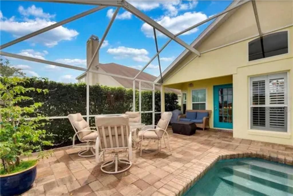 For Sale: $587,900 (4 beds, 2 baths, 2107 Square Feet)