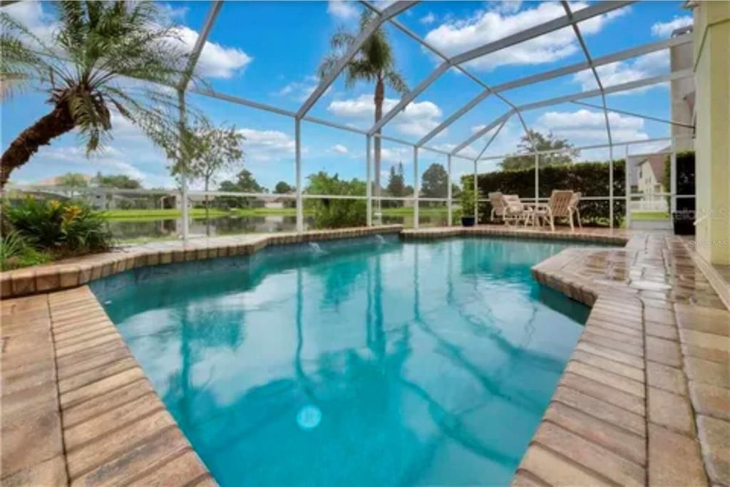 For Sale: $587,900 (4 beds, 2 baths, 2107 Square Feet)