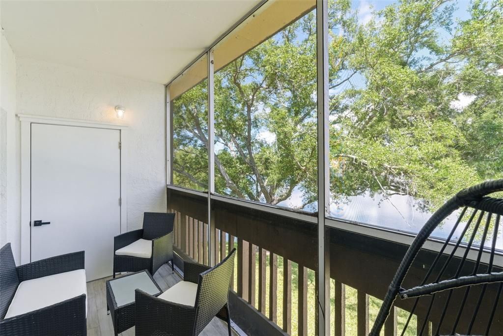 For Rent: $1,650 (1 beds, 1 baths, 710 Square Feet)