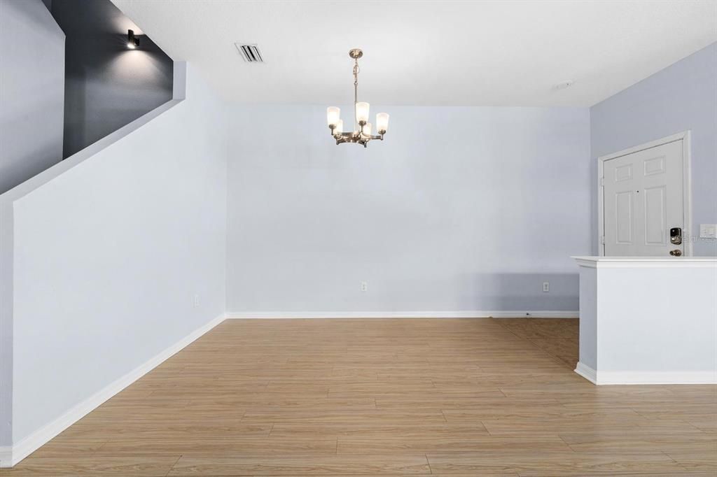 For Sale: $368,900 (3 beds, 2 baths, 1856 Square Feet)